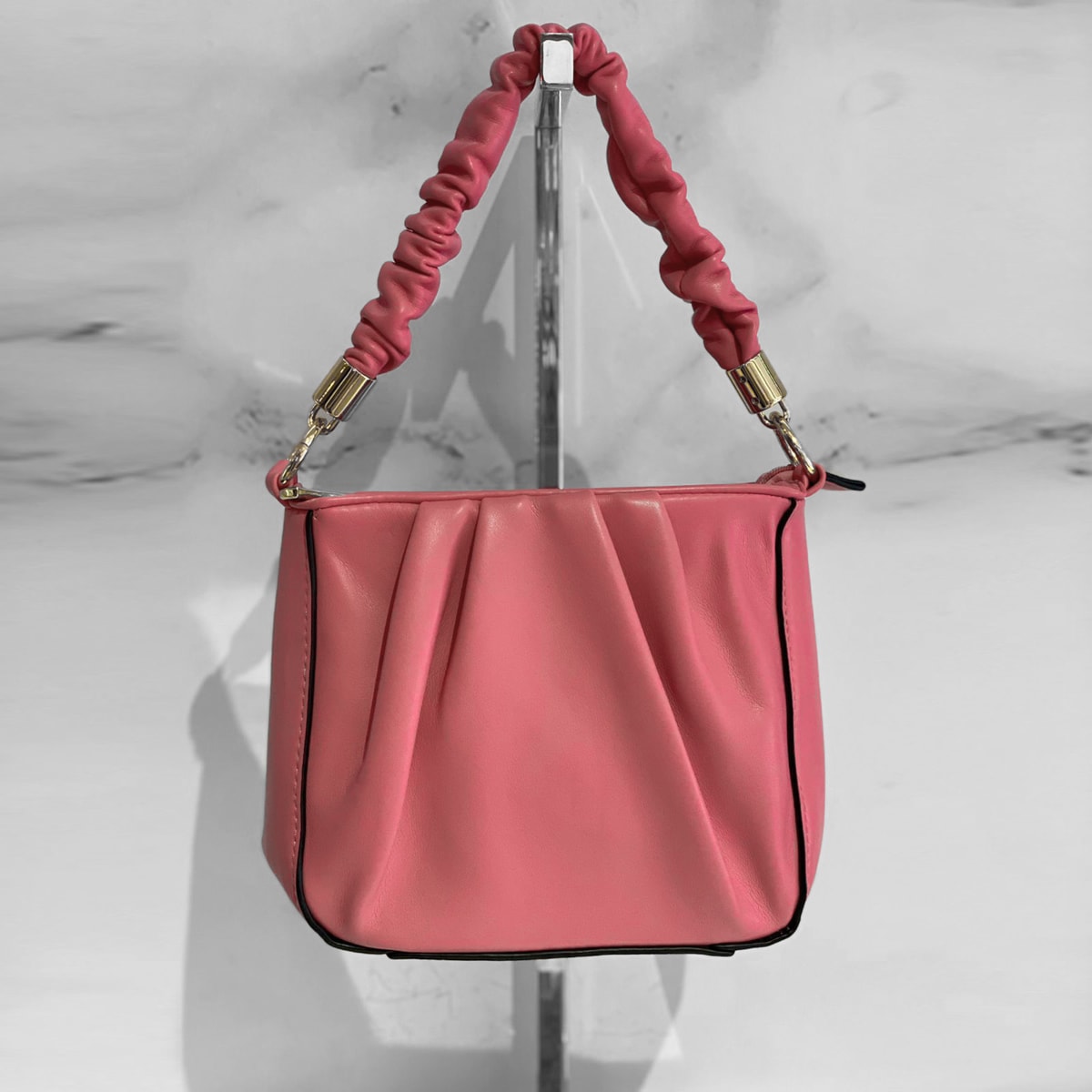 pink and red bolsa