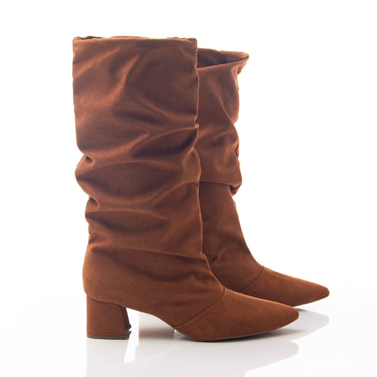 Bota slouch salto store baixo