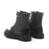 Bota Feminina Coturno Analu Matelasse Com Spikes Tratorada Preto