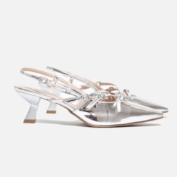 SAPATO FEMININO SLINGBACK POLYANA SALTO BAIXO COM FIVELAS PRATA