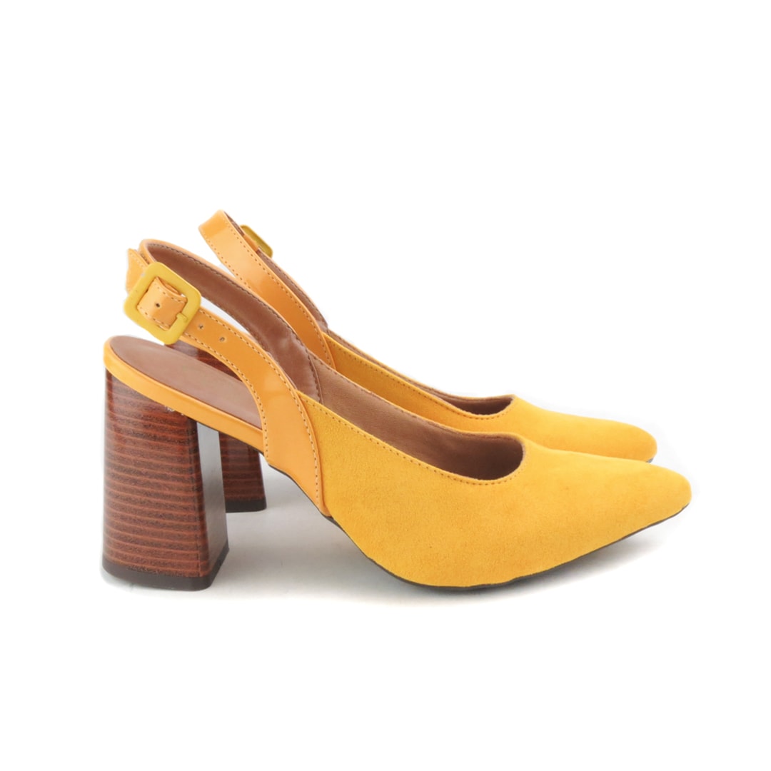sapato amarelo salto grosso